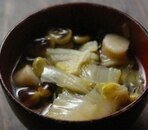 豆腐と白菜の具沢山汁